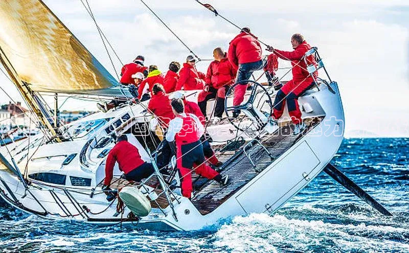 冰雪盛宴：中国冬季体育运动的魅力与挑战